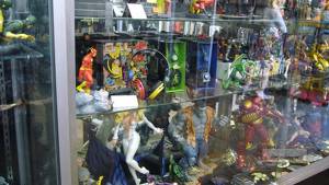 På Forbidden Planet finns det mesta i figurväg; Hulk, Blixten, Järnmannen - men vissa av dem kostar rätt rejält.